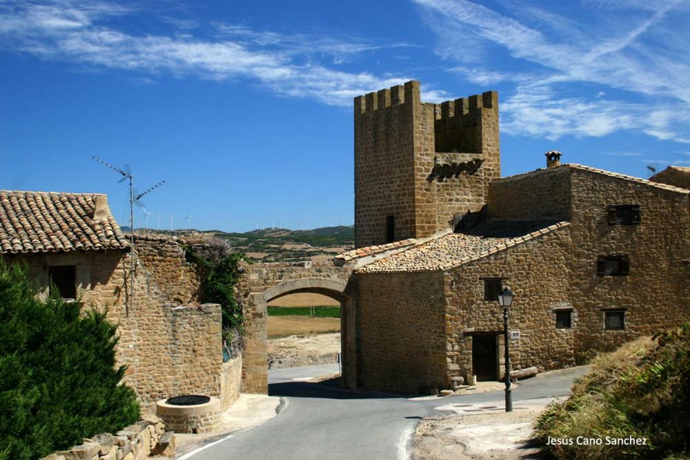 El Diezmo Artajona المظهر الخارجي الصورة